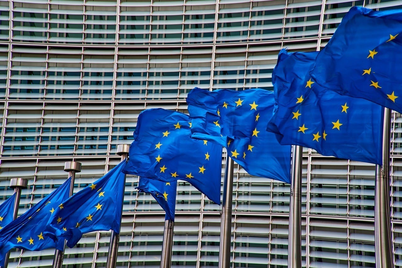 Calculadora financiera banderas europa